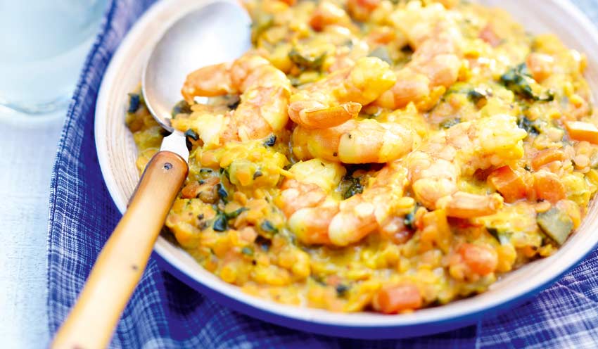 Crevettes à l\u0027indienne, lentilles corail, légumes
