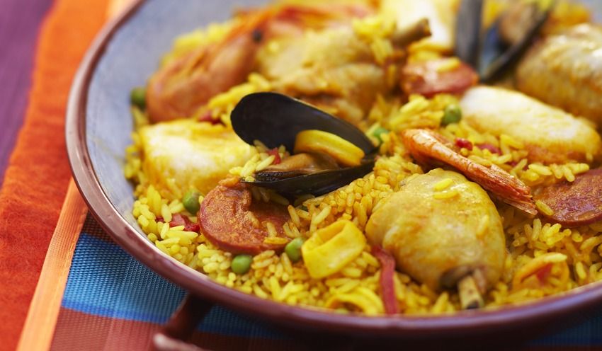 Paella au poulet et aux fruits de mer surgelés - Cuisine évasion - Picard