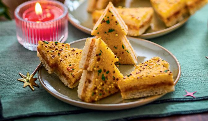 8 mini-croque festifs,tomate, mozzarella, origan — vue 3