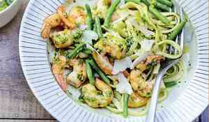Linguine au pesto, crevettes et haricots verts