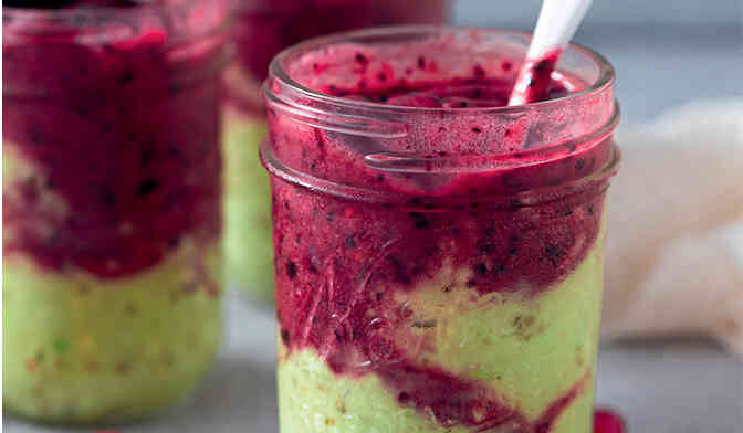 Frozen yogurt avocat, fruits rouges