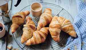10 MINI CROISSANTS/NEW