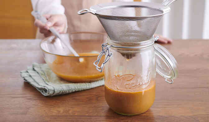 Préparer un bouillon de crustacés anti-gaspillage