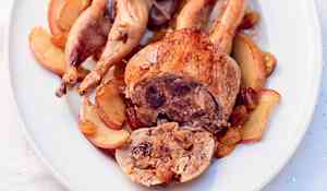 2 CAILLES FARCIES POMMES