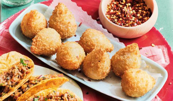 8 COXINHAS AU POULET
