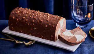Bûche glacée 3 chocolats façon rocher