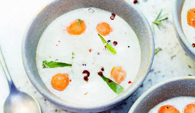 Gaspacho d'amande au melon poivré par Alba Pezone