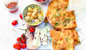 Focaccia à l’huile d’olive, fleur de sel et romarin