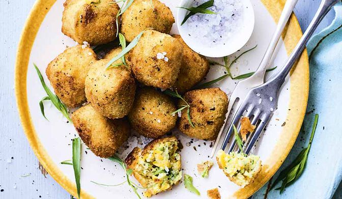 12 bouchées de légumes carotte jaune, brocoli, emmental