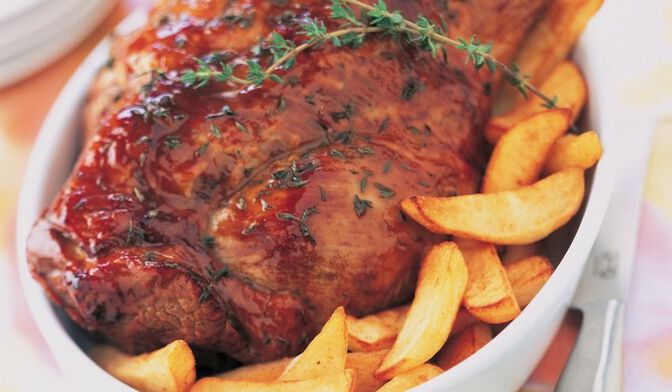 Gigot laqué à la moutarde et au miel
