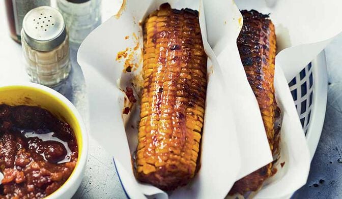 Epis de maïs grillés au poivre