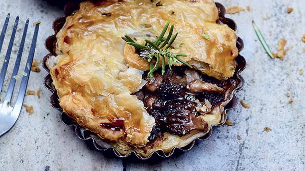 Recette Petites Tourtes Aux Morilles Et Confit De Canard