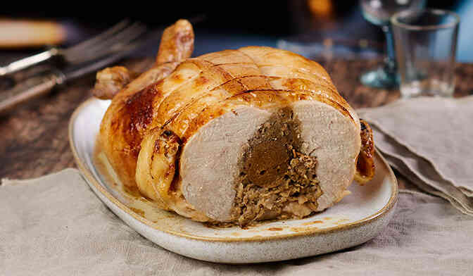 POULARDE FARCIE MORILLES