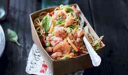 Noodle box crevettes sauce curry rouge