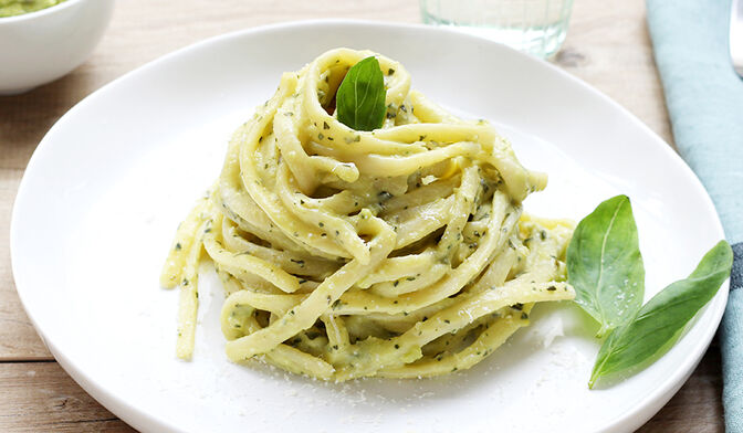 Linguine au pesto d’avocat