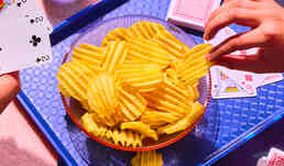 CHIPS ONDUL&Eacute;ES SAL&Eacute;ES