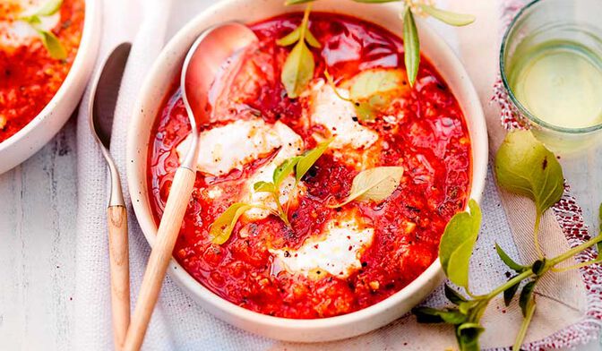 Recette soupe italienne à la tomate et au pain - Marie Claire