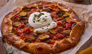 Tarte rustique ratatouille et burrata