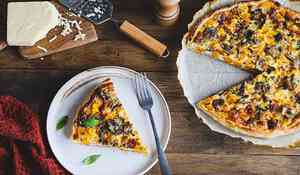 Quiche à la butternut, champignons et cheddar par @jemangequoicesoir