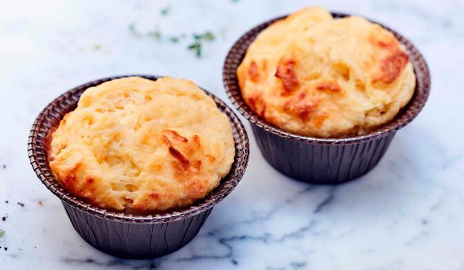2 soufflés à l'emmental