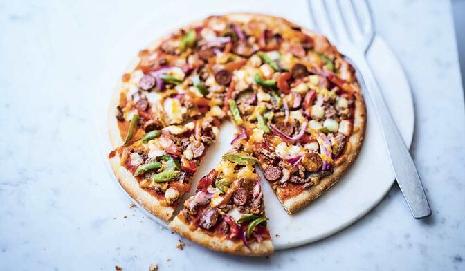 PIZZA BOEUF/MERGUEZ/SALSA