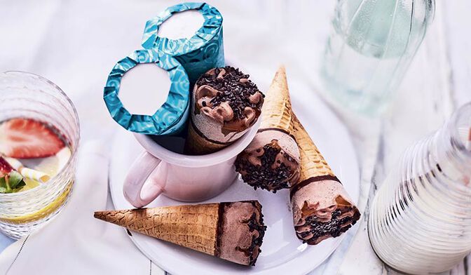 8 PETITS CONES CHOCOLAT