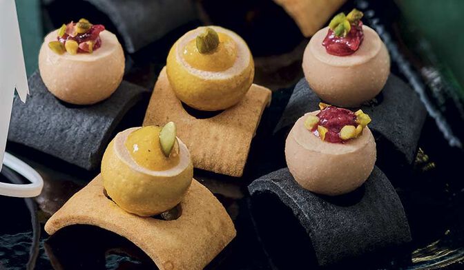 Assortiment de 8 bouchées au bloc de foie gras de canard
