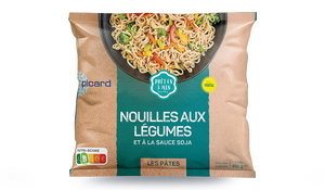 Nouilles aux légumes et à la sauce soja