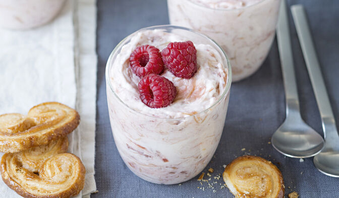 Mousse de rhubarbe au mascarpone et palmiers