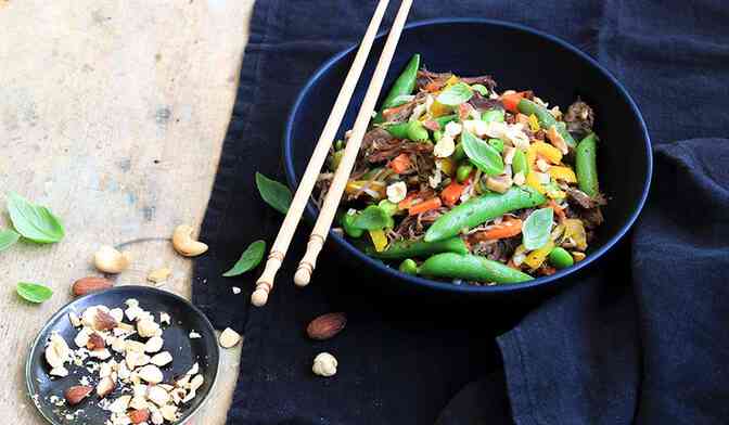 Wok de confit de canard à la citronnelle