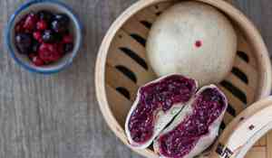 Bao aux fruits rouges