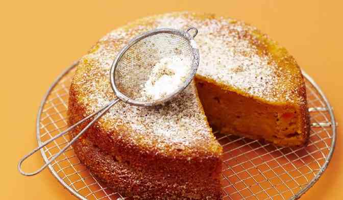 Gâteau moelleux à la carotte