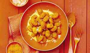 Gnocchi de patate douce à la menthe et sauce au safran