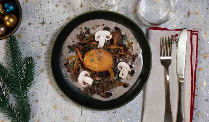 &OElig;uf croustillant au foie gras et champignons