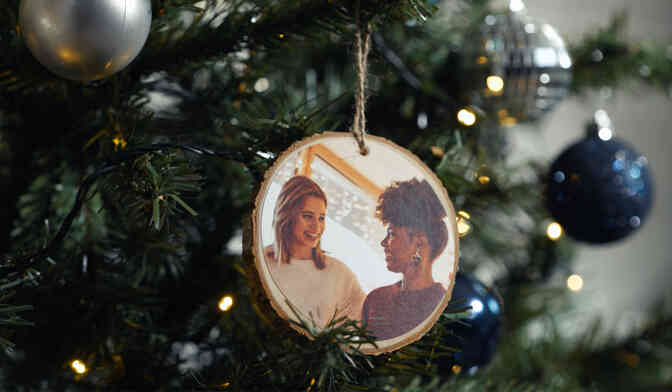 Boule de Noël personnalisée en bois