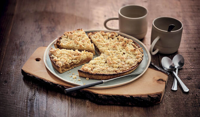 Tarte Facon Crumble A La Pomme A La Poire 6 Parts Surgeles Picard