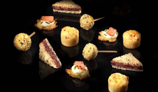16 petits fours