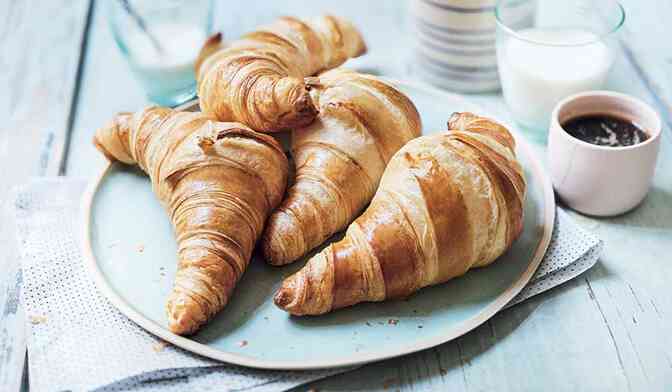 8 CROISSANTS A CUIRE 440G
