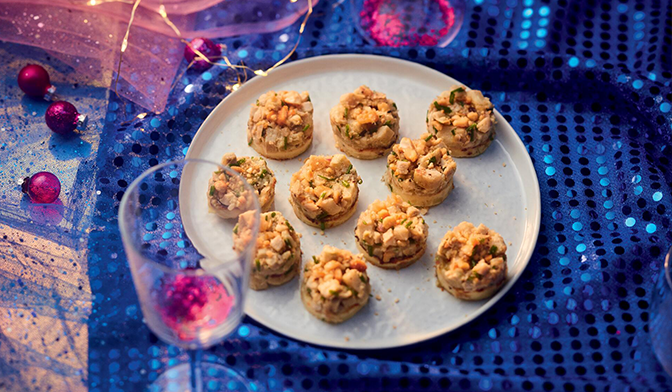 Canapé truffé à l'artichaut et aux noix de cajou