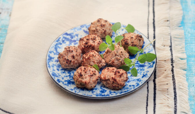KEFTEDES DE VEAU ET MENTHE