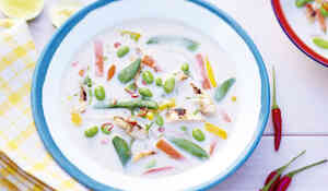 Soupe exotique au poulet et petits légumes