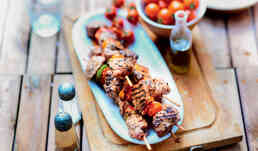 2 brochettes de boeuf aux 3 poivres