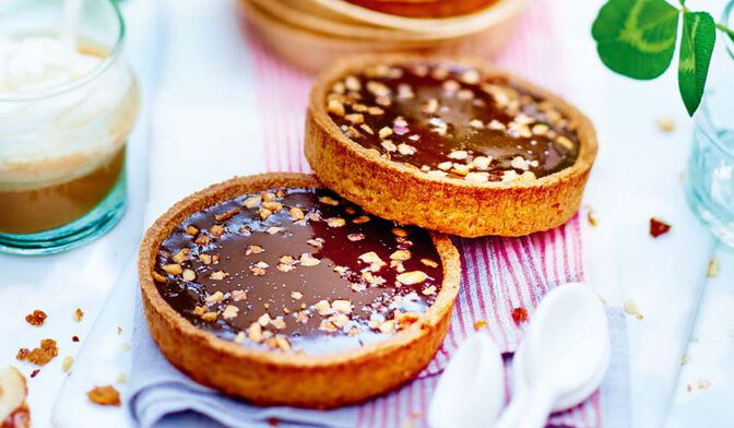 1 PART TARTE CHOC/CARAMEL