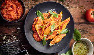 Conchiglionis farcis à la bolognaise