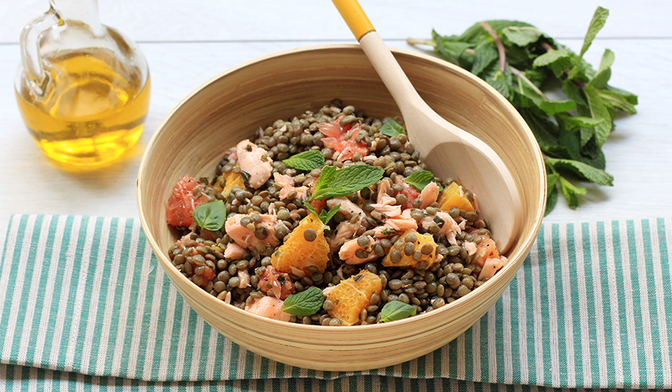 Salade de lentilles au saumon et aux agrumes