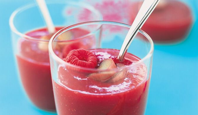 Soupe de framboise à la rhubarbe