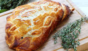 Gigot en croûte de thym et olives
