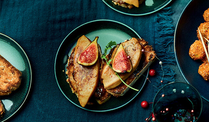 Toasts de foie gras poëlé, figues confites au cognac