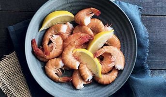 queues de crevettes cuites elevees a madagascar surgeles picard