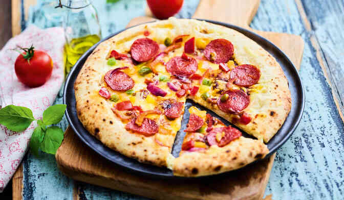 PIZZA 3 FROMAGES/SALAMI